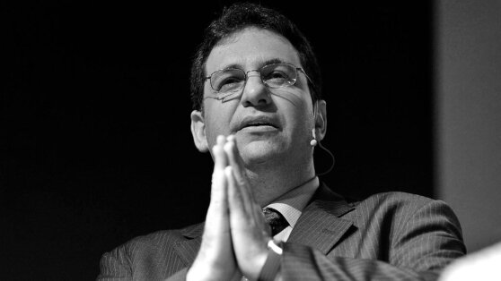    Умер самый разыскиваемый хакер 1990-х Кевин Митник Иван Обухов