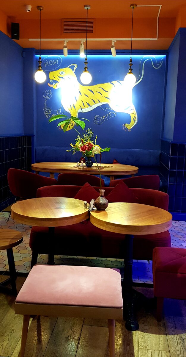 кофейня скворец москва. кафе скворец меню. интерьер кафе. кафе скворец. кафе скворец малая бронная меню.