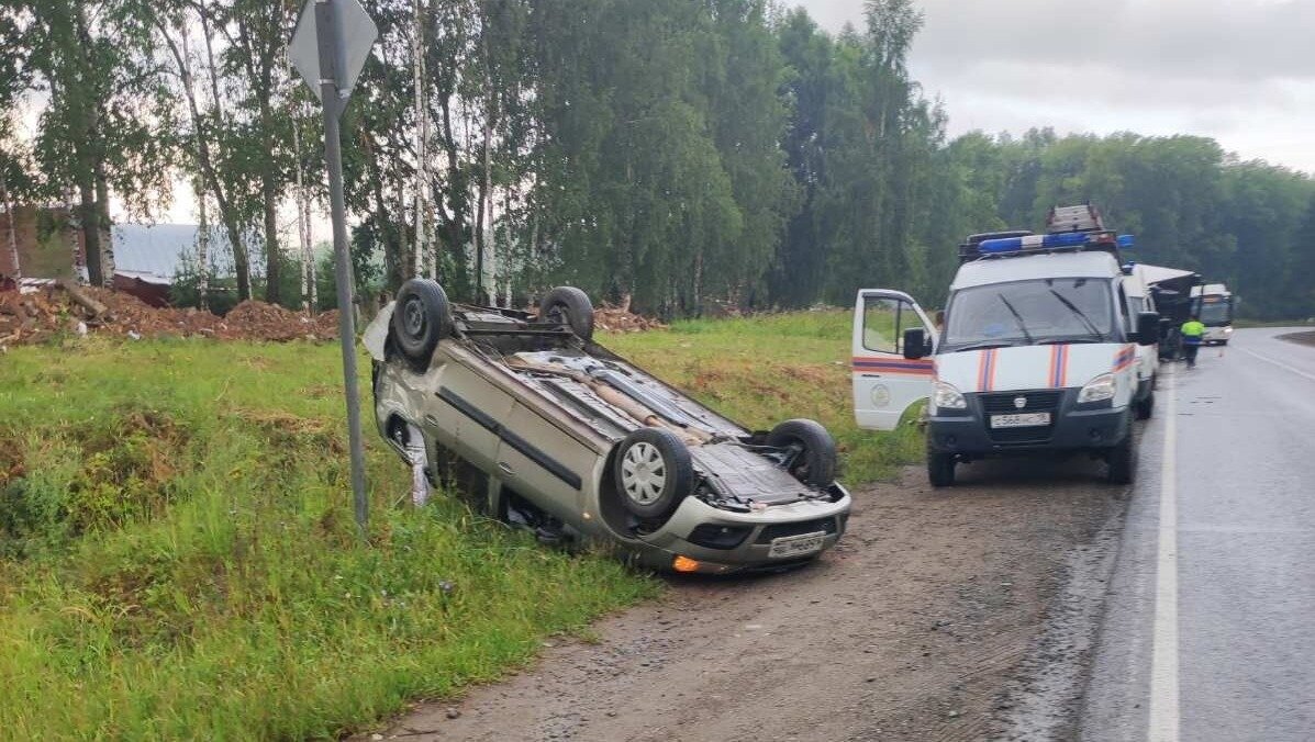 В Воткинском районе произошла авария с участием трех авто | udm-info.ru |  Дзен