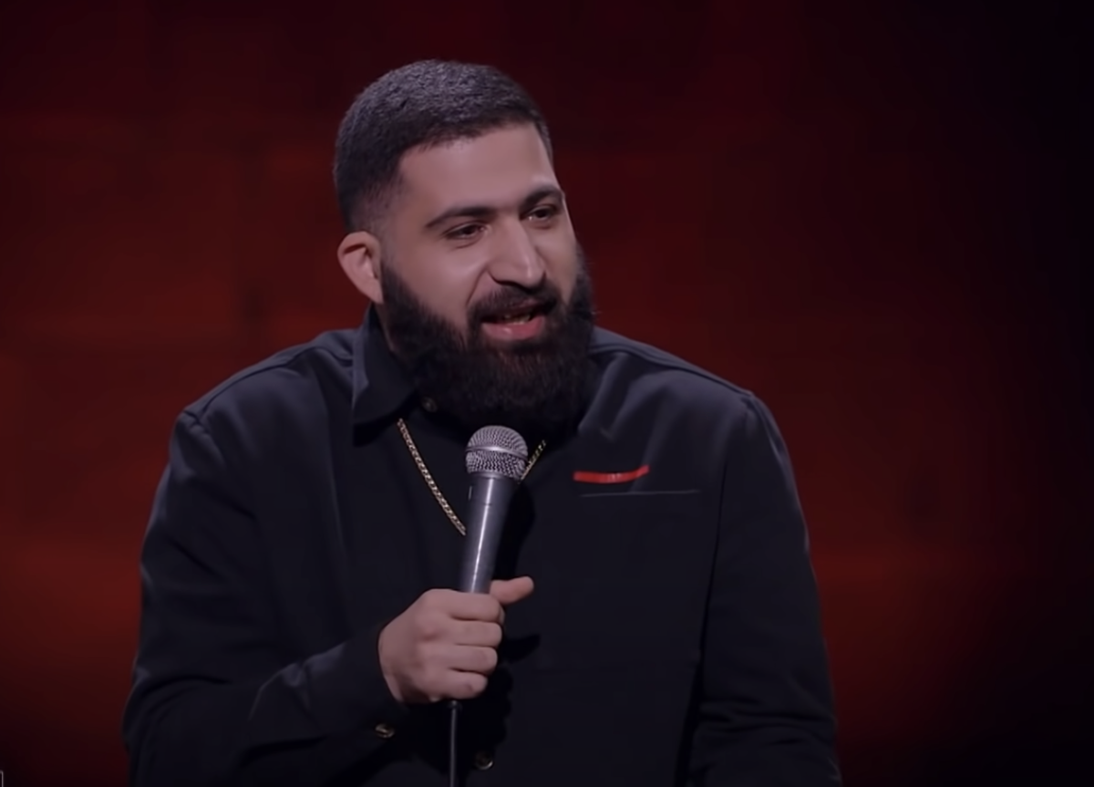 Амарян стендап. Стендап армянин гурам амарян. Гурам амарян 2022. Амарян стендап. Стенд ап гурам амарян.