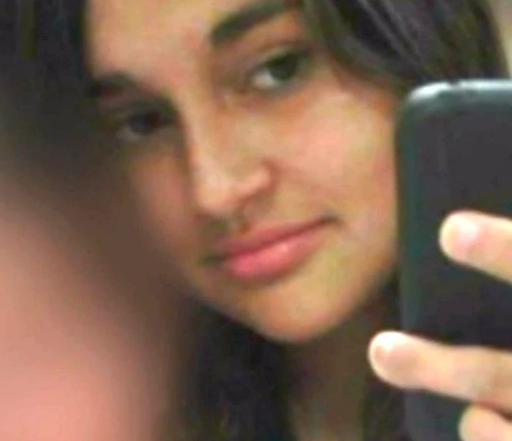 Кортни Холден в 2010 году