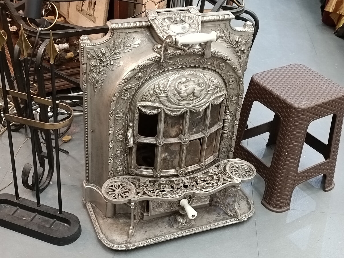 Смотрите, какая группа для камина! У меня и камина то нет, а как же красиво! 