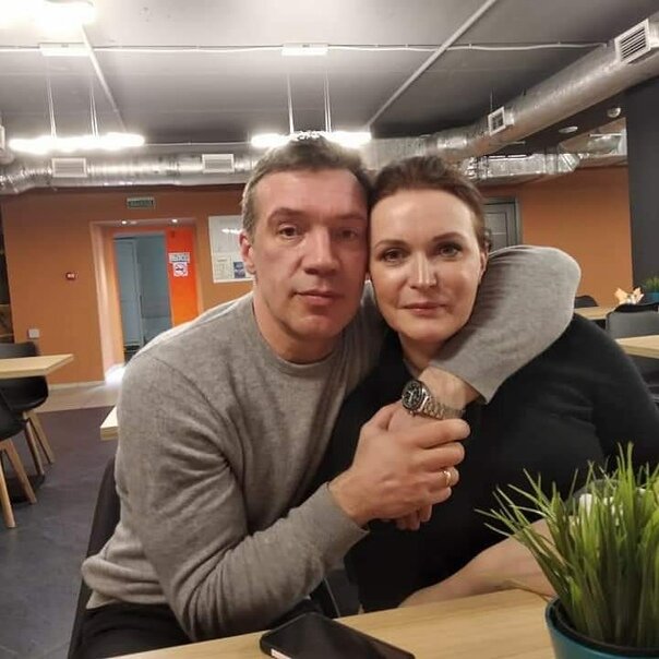 Фото марины и олега Олег Чернов: Семья и путь к славе брутального актёра Аполлинария Кириллова Дзен