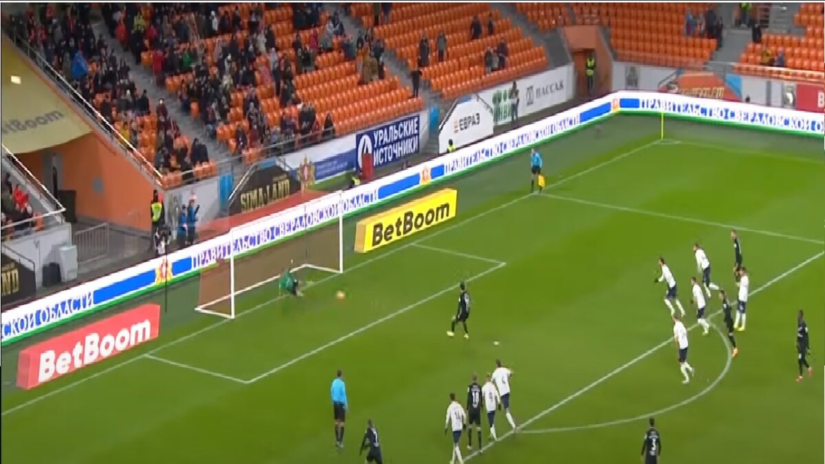 Каштанов реализует пенальти