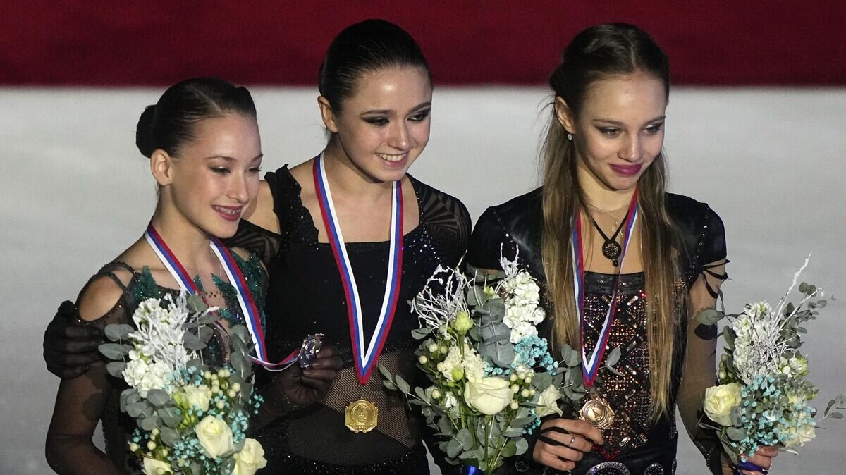    Софья Акатьева, Камила Валиева и Анастасия Зинина (слева направо)© РИА Новости / Александр Вильф