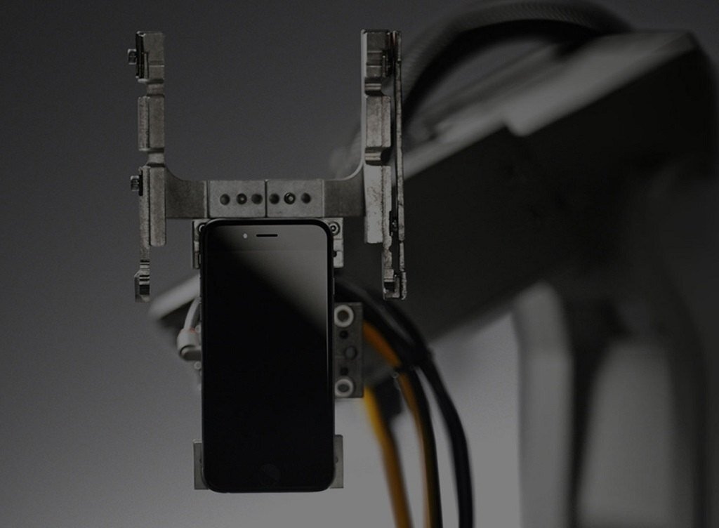     Как Apple тоннами добывает золото из старых айфонов и айпадов