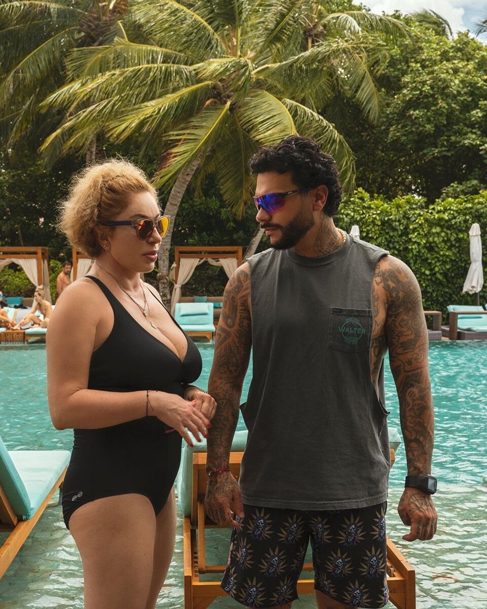    Симона отдыхает на курорте с сыномСоцсети Симоны Юнусовой