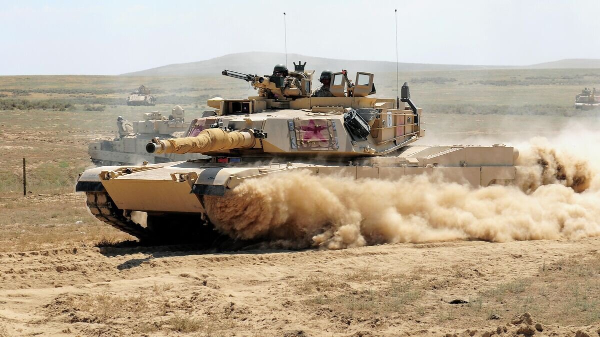    Американский танк M1A2 Abrams © Фото : U.S. Army / Sgt. Leon Cook