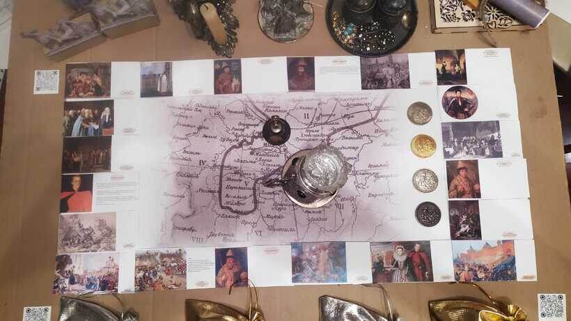    Просветительская игра академии Axiologos в «Вишневом саду» в честь Дня Народного Единства ©Пресс-служба АИР «Axiologos»