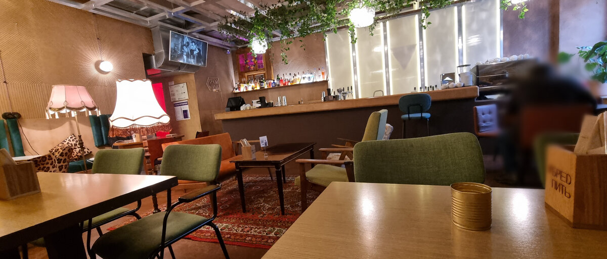 "#Бреd Пить", интерьер