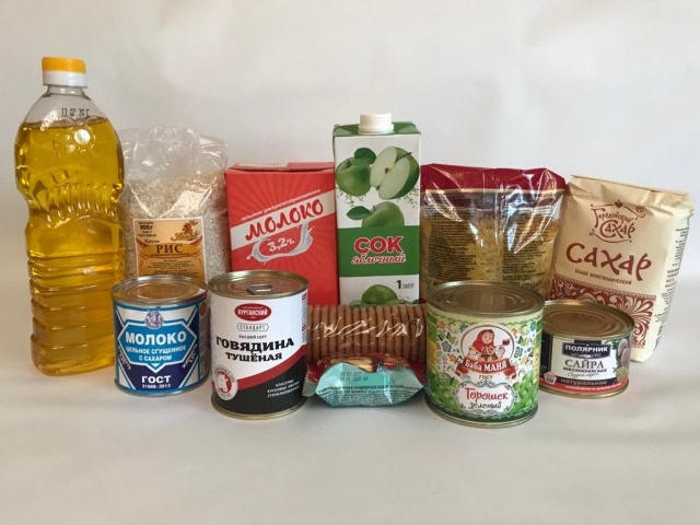    Продуктовый набор для школьника из малообеспеченной семьи Admobninsk.ru