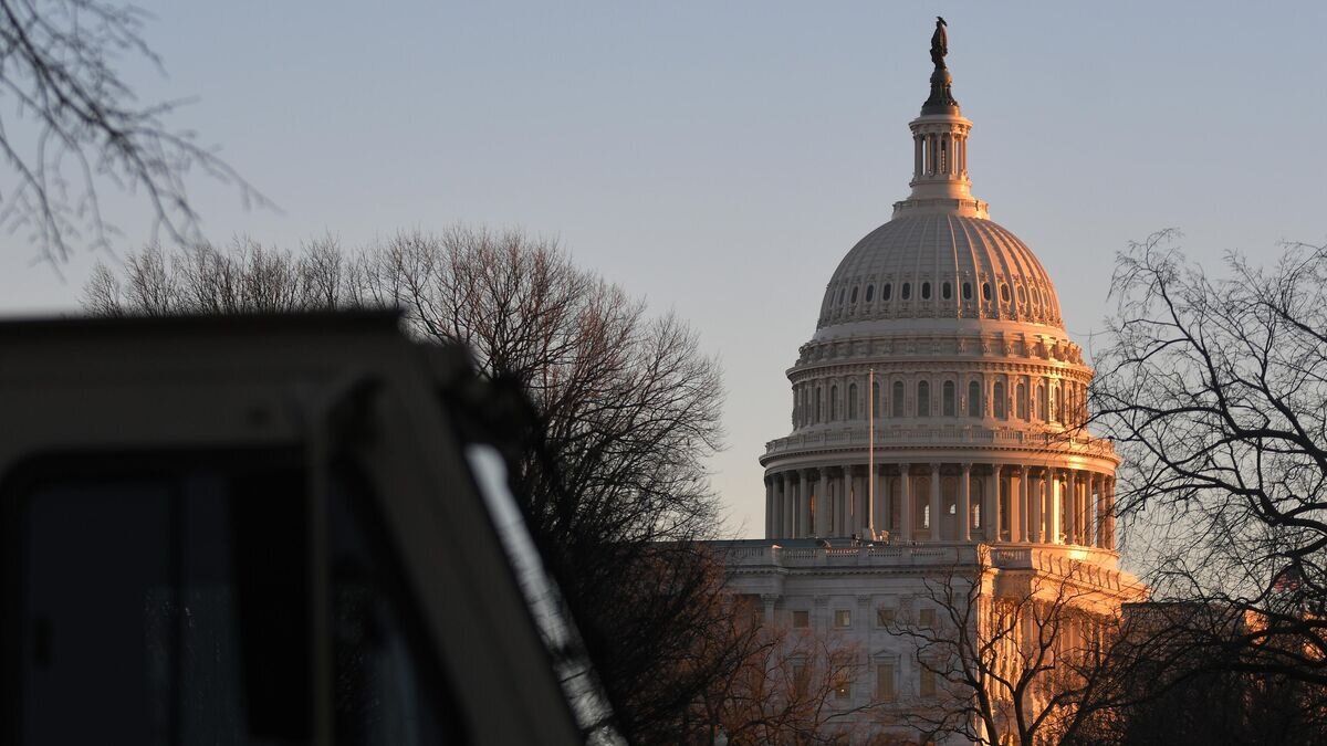    Здание Капитолия в Вашингтоне© РИА Новости / Дмитрий Паршин
