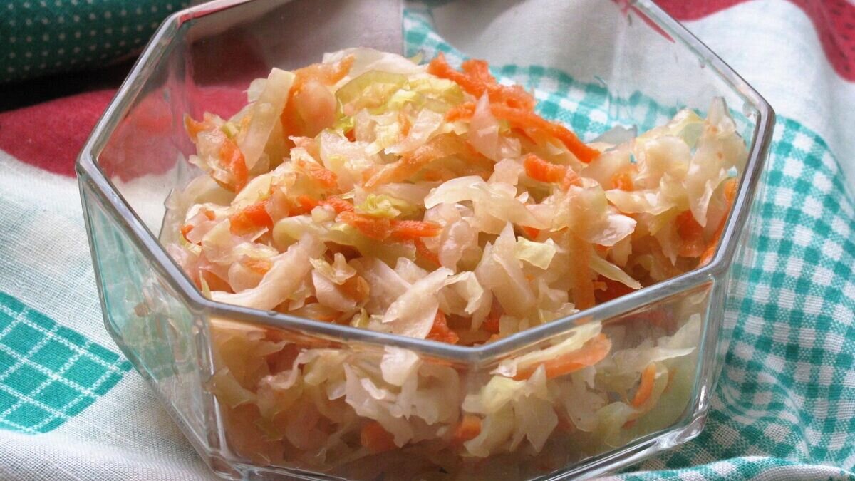    Квашеная капустаCC BY-SA 3.0 / Kagor / Квашеная капуста