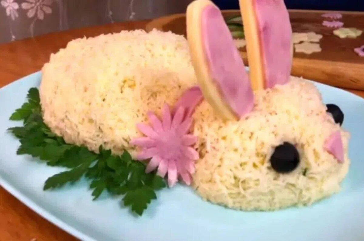 Салат с рисом и ветчиной. Фото: silaznaniya8.ru