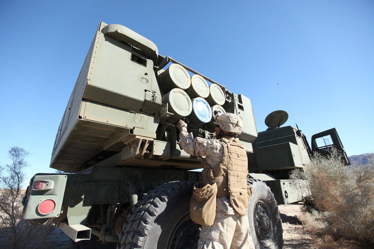 Ракетная установка M142 HIMARS // Public domain / flickr / U.S. Marine Corps / Lance Cpl. Ralph J. Fabbri