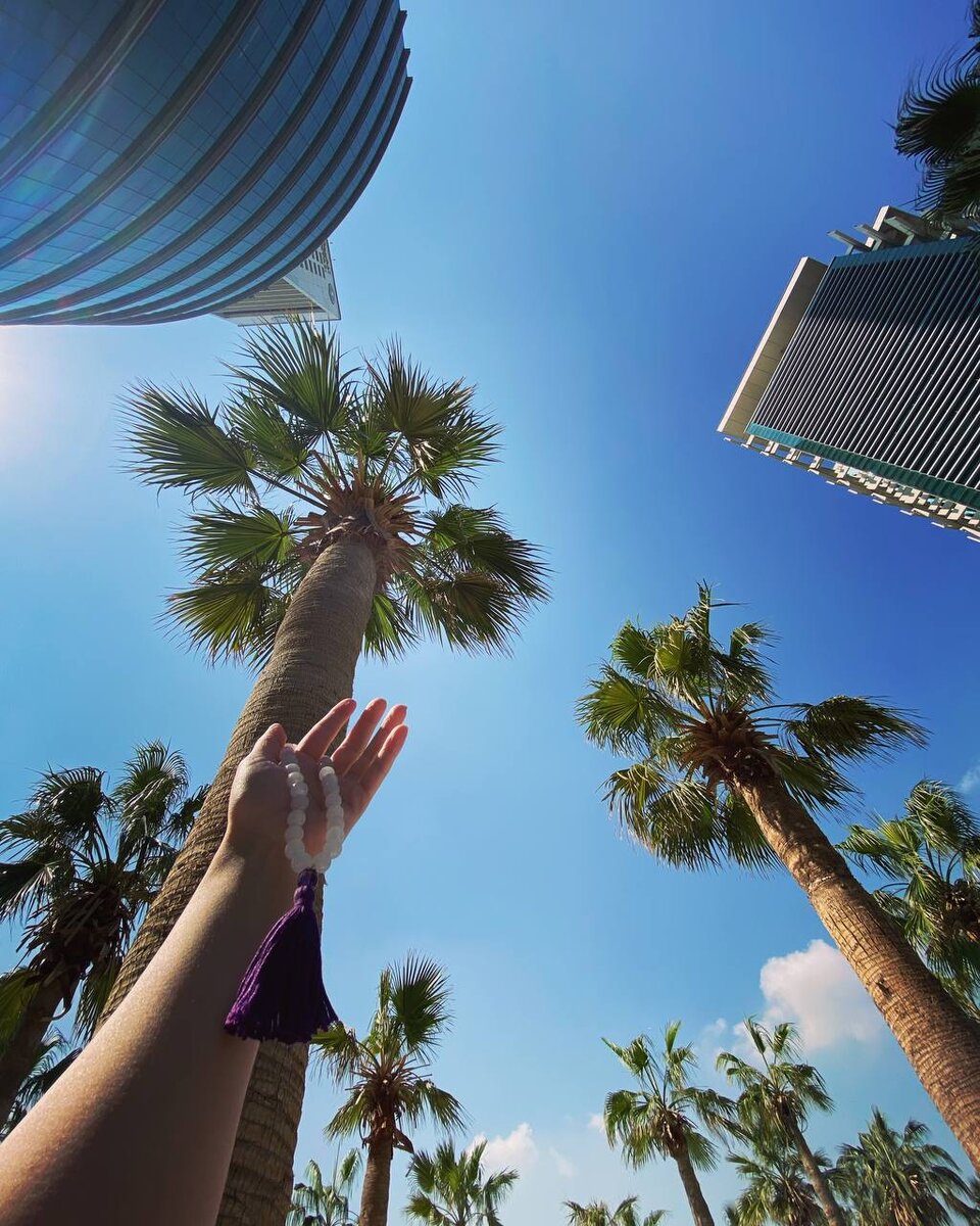 Мала для медитаций  из лунного камня. 