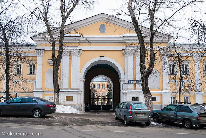 Лефортовский дворец в москве фото