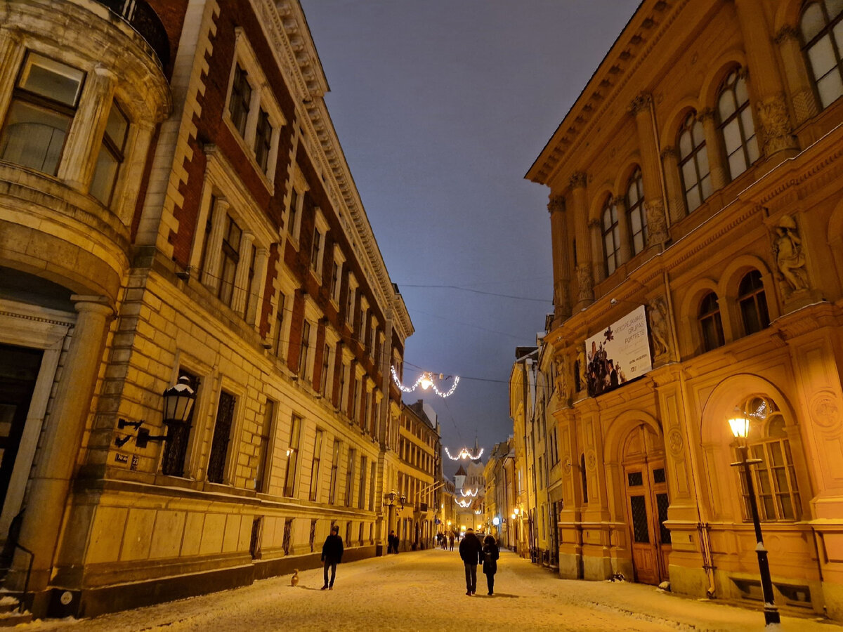 Улица Пилс, Рига