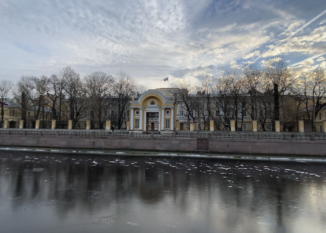 От Невского проспекта по набережной Мойки до Исаакиевской площади.  Продолжение однодневного путешествия. | Павел Бочкарев Путешествуем вместе  | Дзен