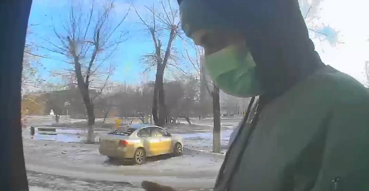    В Оренбурге 20-летний курьер-мошенник обманул старушек на более 1 200 000 рублей Марина Шарт