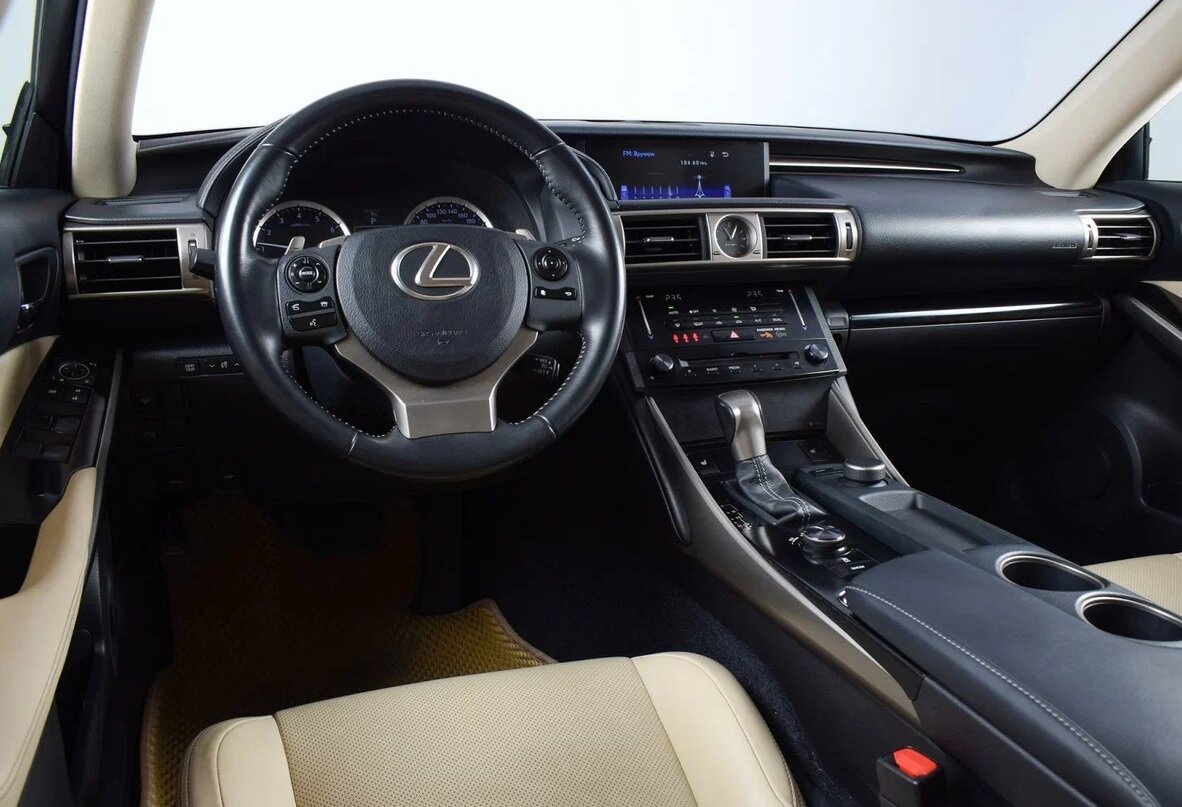 Салон модели.