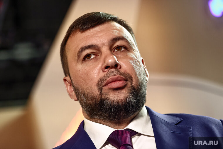    Украина продает оружие Запада на черном рынке, считает Денис Пушилин