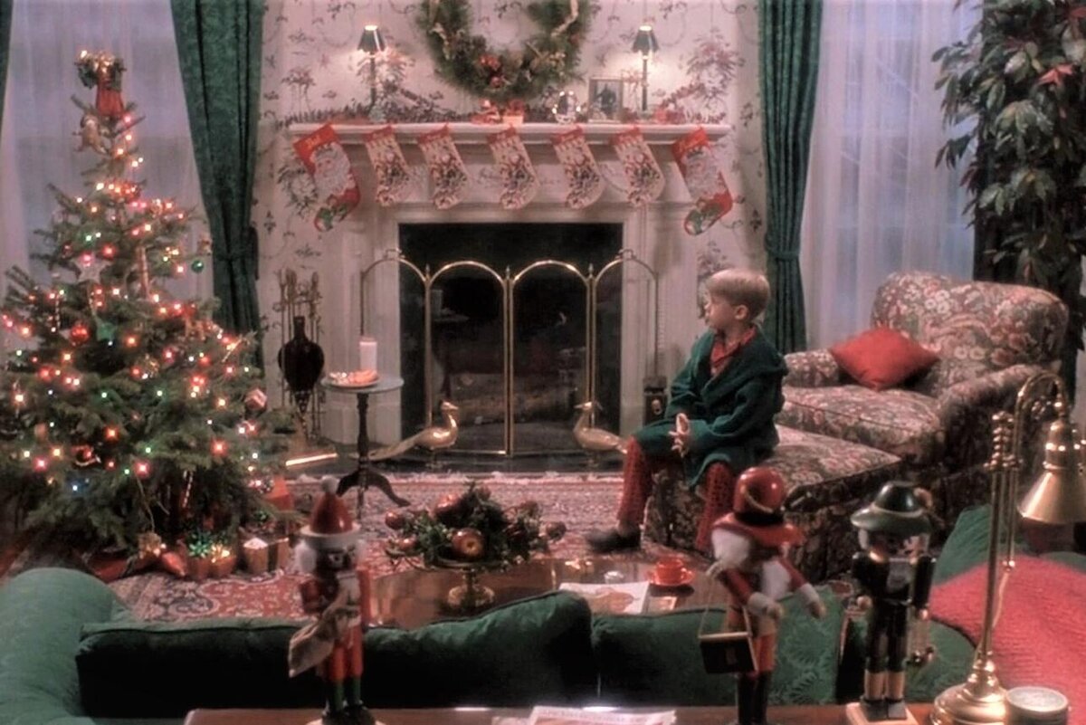    Как украсить дом к Новому году: классные идеи из кино Кадр из фильма