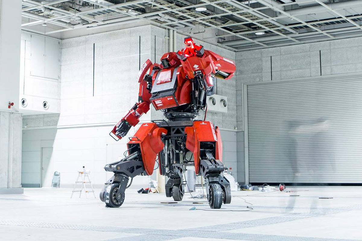 Сколько роботов в команде. Робот Kuratas. Японский робот Куратас. Куратас гигантский боевой робот. Боевой робот Kuratas 2021.