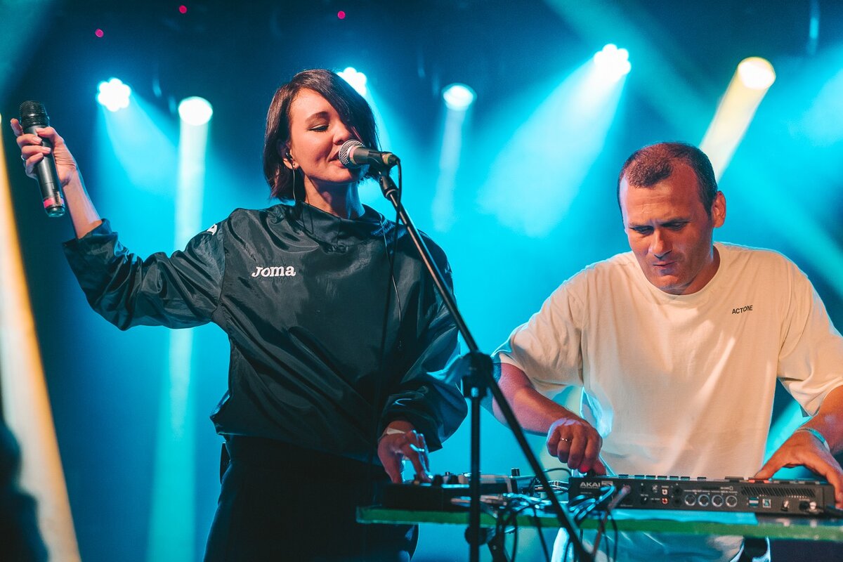 Пыяла аигел перевод текст. Аигел пыяла видеоклип. Аигел драма. Аигель пыяла актеры. Аигел пыяла видеоклип.