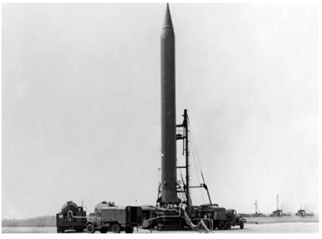 Баллистическая ракета средней дальности Р-12. (Фото из открытых источников)