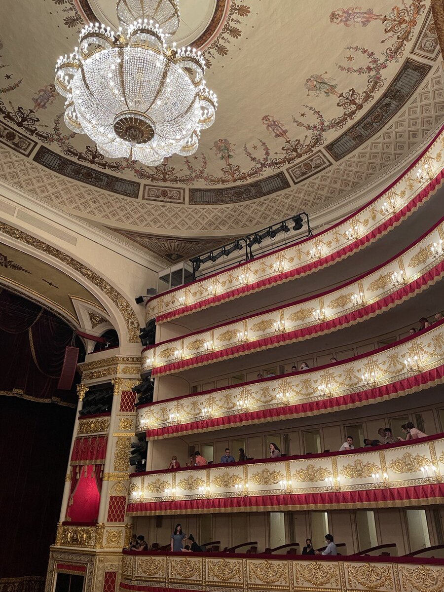 Александринский театр в Петербурге, стоит ли идти и какие лучше брать места  | Путешествуй с На | Дзен