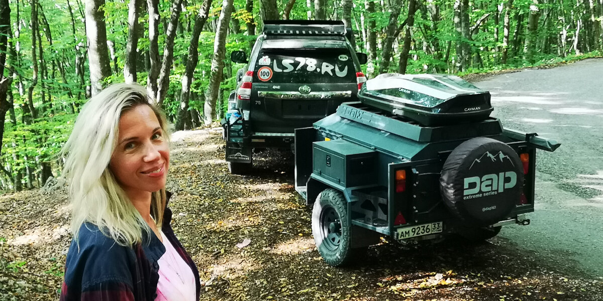 Девушкам иногда особенно тяжело даются ночевки в палатках или длинные перегоны. Но все можно устроить очень безболезненно и даже приятно!