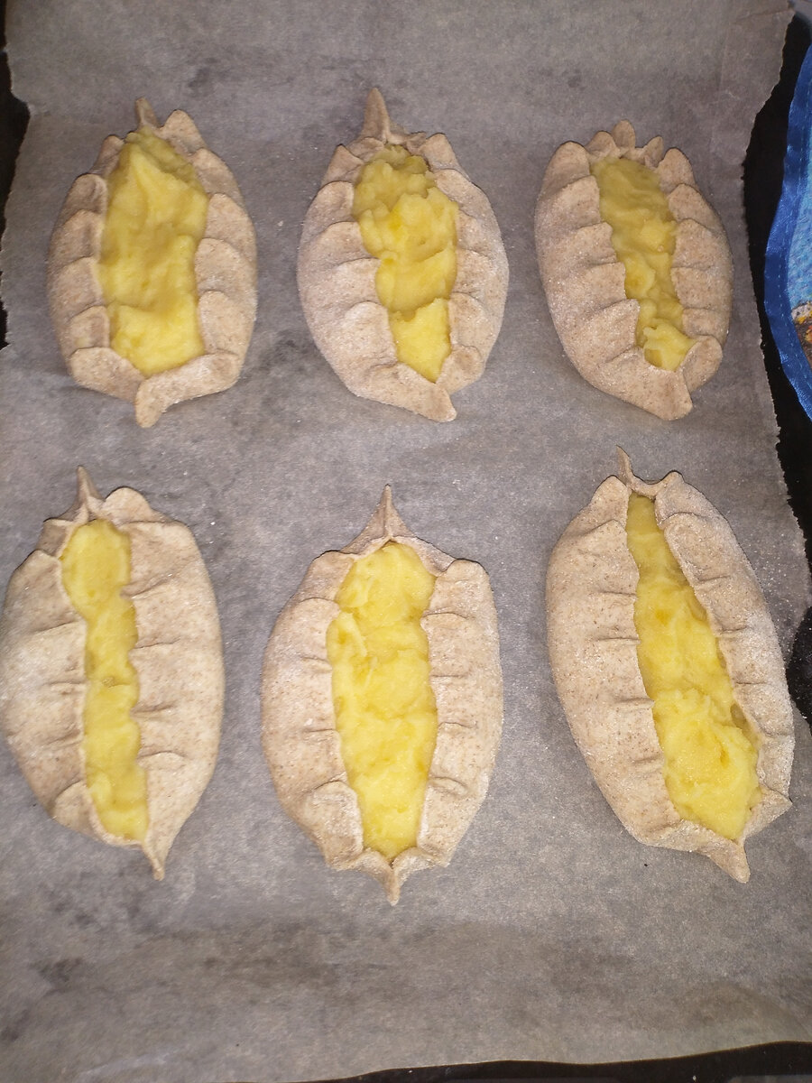 Карельские калитки из ржаной муки с картошкой рецепт с фото