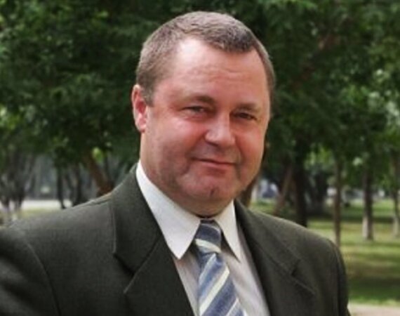 Александр Маер