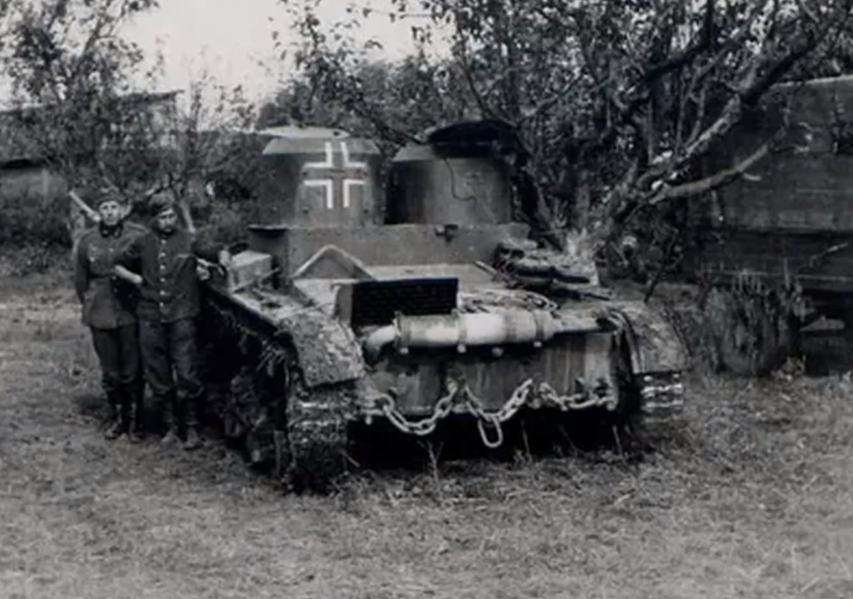 Т-26 с двумя башнями на службе у солдат вермахта