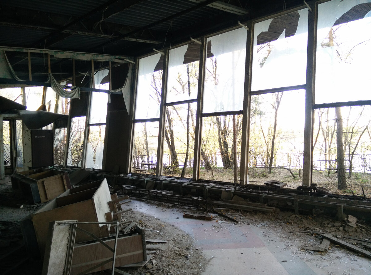 другая сторона,вид на пристань