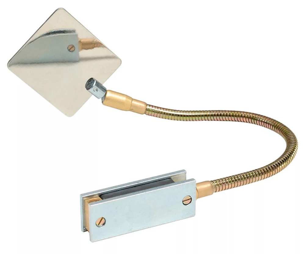 Гнется хорошо. Фото обработано автором.