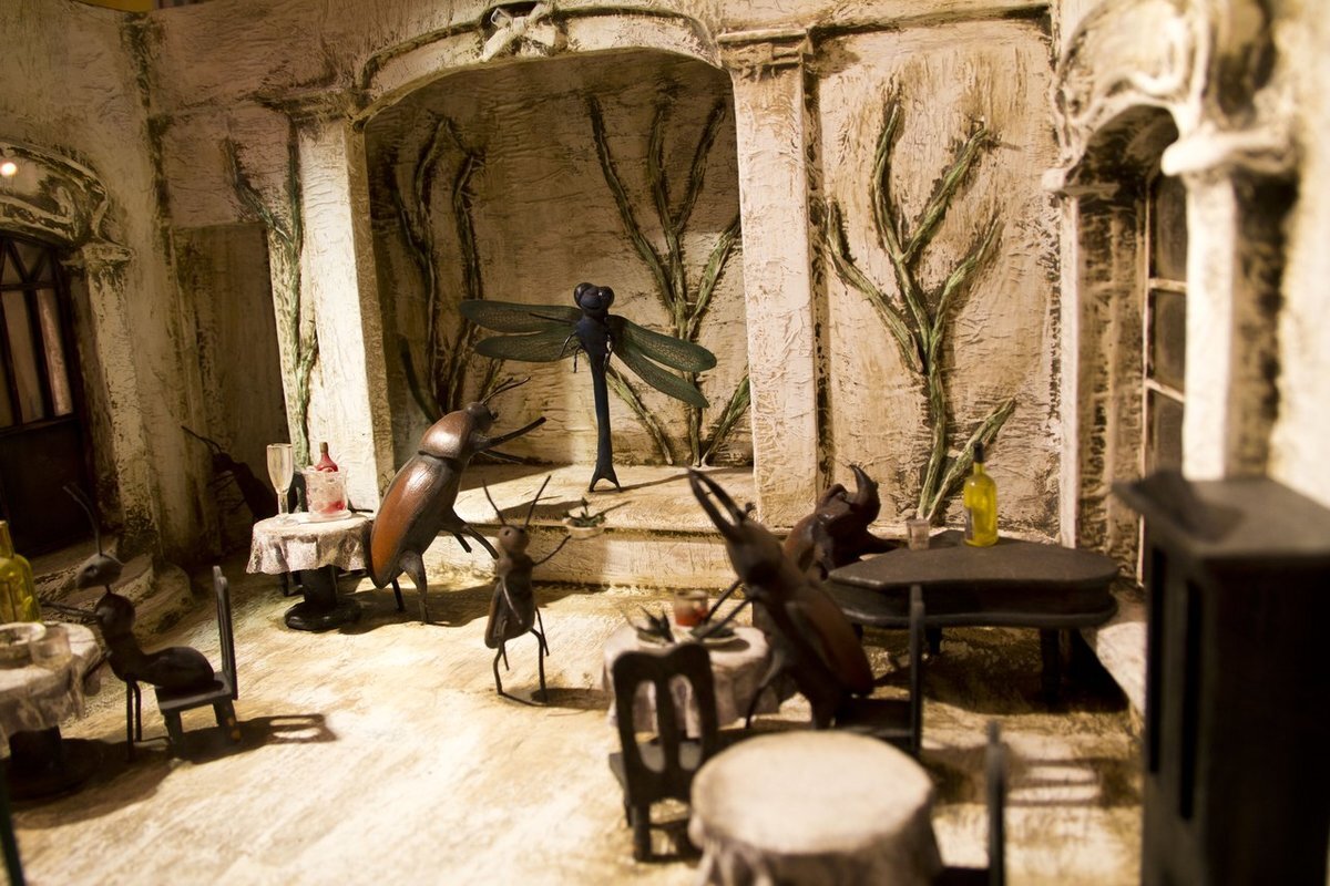 Кадр из мультфильма "Прекрасная Люканида"