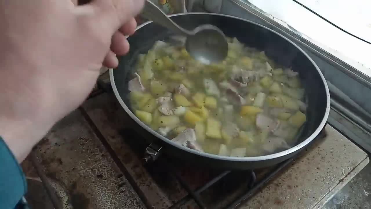 СУП В СКОВОРОДЕ ЗА 15 МИНУТ! Вкусный и простой СУП ОХРАННИКА!