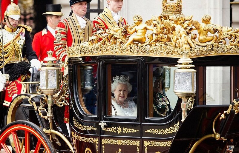 Настоящая королева Елизавета.