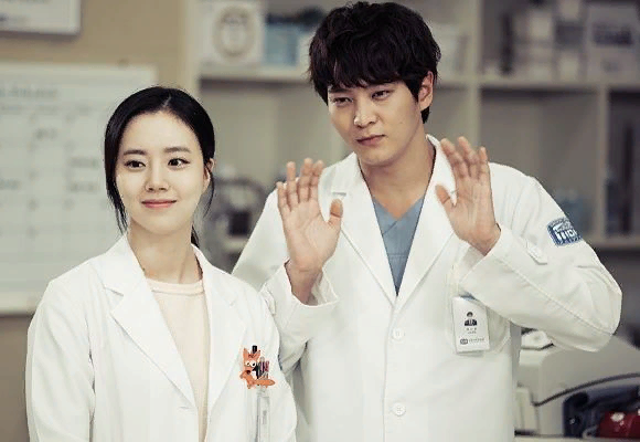 Дорама 2013 г (20 серий по 60 минут) и Сериал 2017 г (5 сезонов)