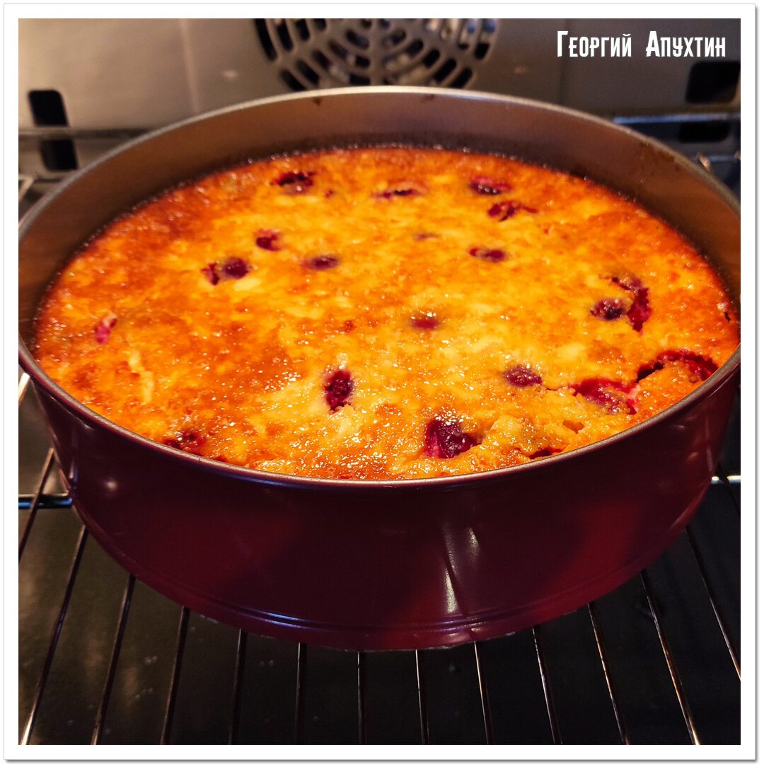 Творожная запеканка с вишней