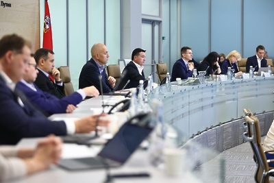   Совещание губернатора Московской области Андрея Воробьева с руководящим составом правительства Московской области и главами городских округов © Антон Чернов, «Подмосковье Сегодня»