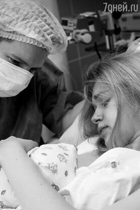    Анастасия Уколова с мужем и сыном Соцсети