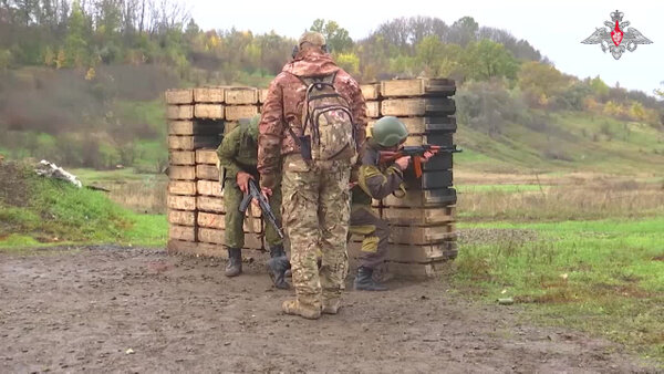 Подготовка мобилизованных в Западном военном округе. Видео © Минобороны РФ