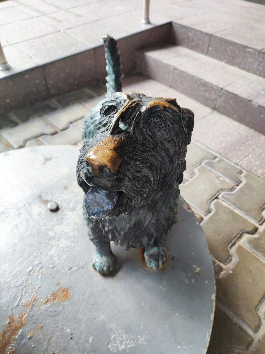 Памятник Карандашу и Кляксе в Москве. Источник — dzen.ru/pa_myatnik