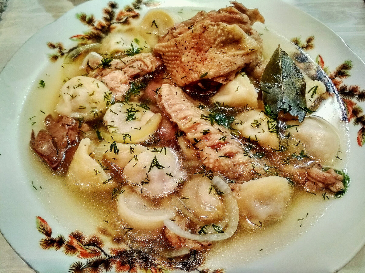 Фото автора. Обалденный суп после хорошего застолья.