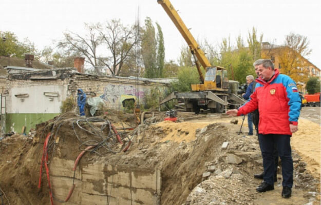    Совещание на месте работ (пресс-служба администрации Волгоградской области)