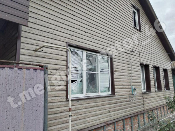 Последствия обстрела села Гуево Курской области со стороны ВСУ. Фото © Телеграм-канал Романа Старовойта