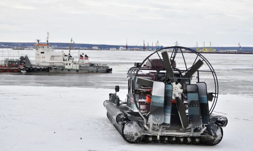    Жители ЯНАО пожаловались в соцсетях на проблемы с переправой через Обь между Салехардом и Лабытнанги в межсезонье